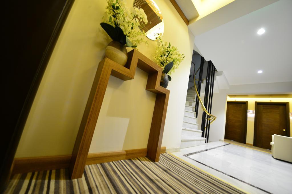 Aksan Hotel Izmir Exterior photo