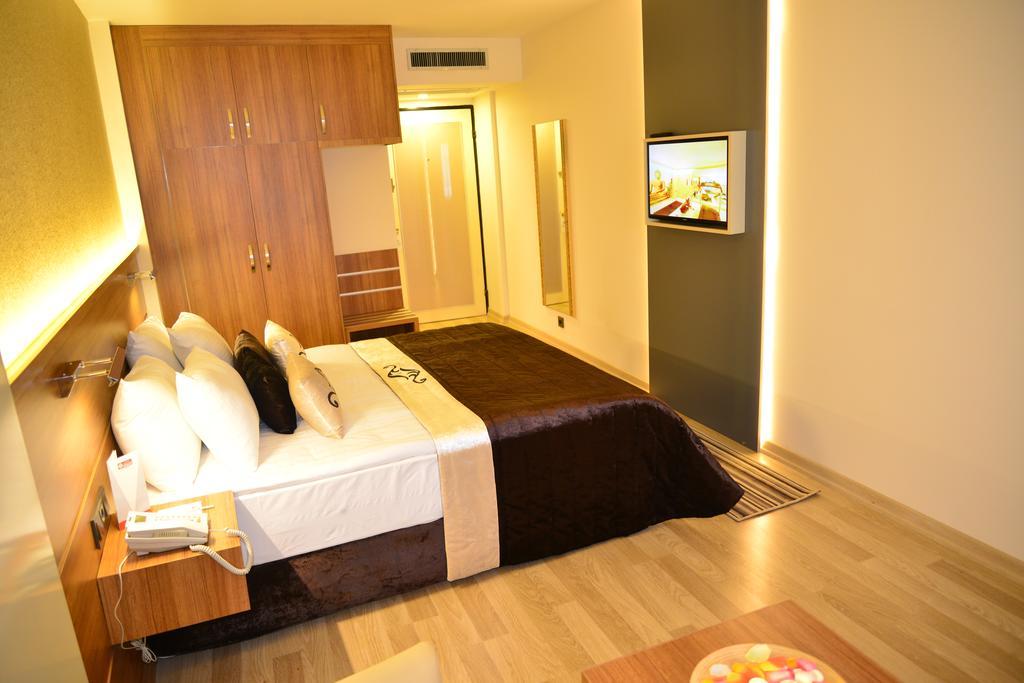 Aksan Hotel Izmir Exterior photo