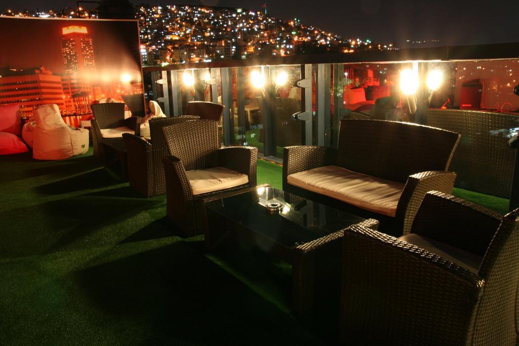 Aksan Hotel Izmir Exterior photo