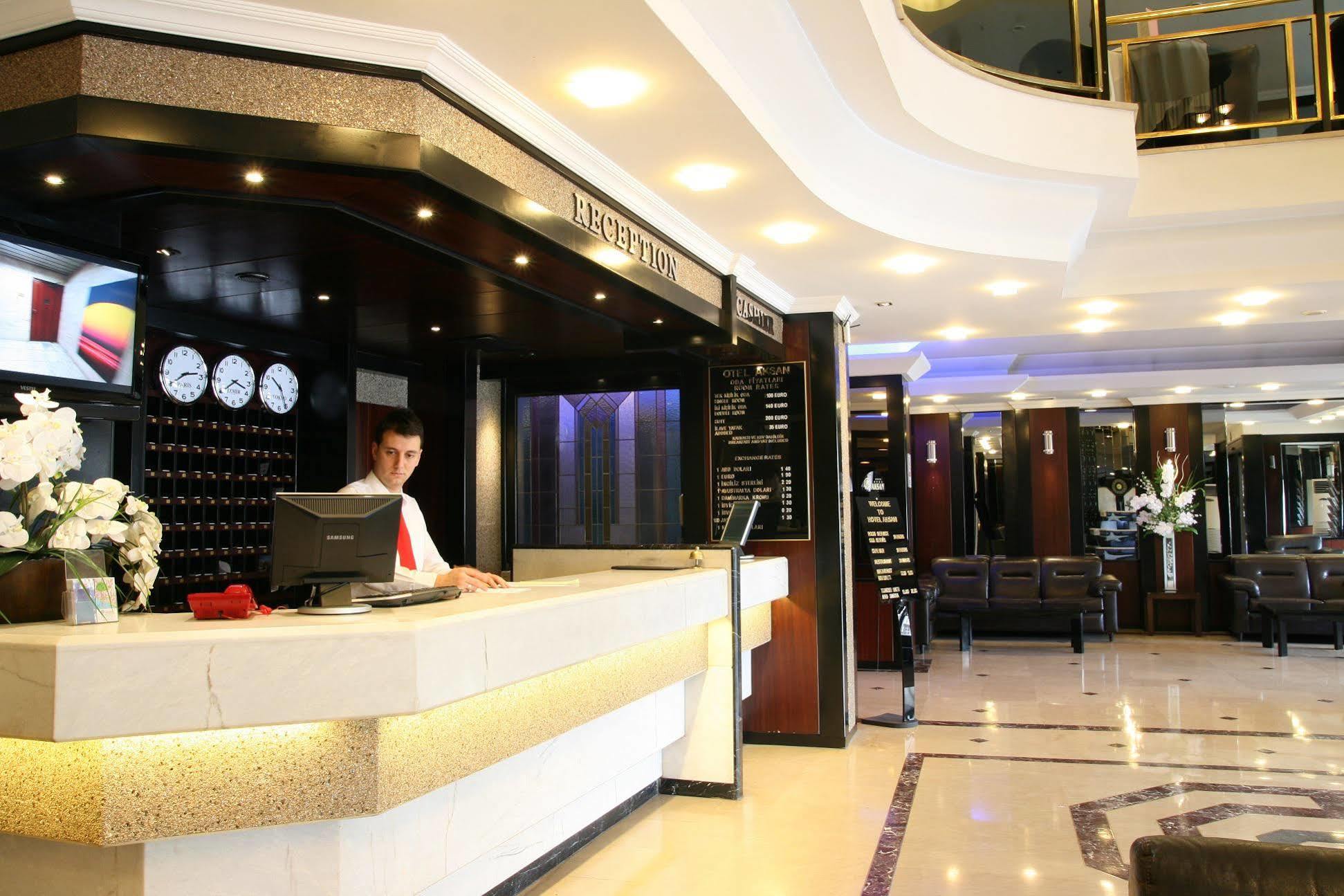 Aksan Hotel Izmir Exterior photo
